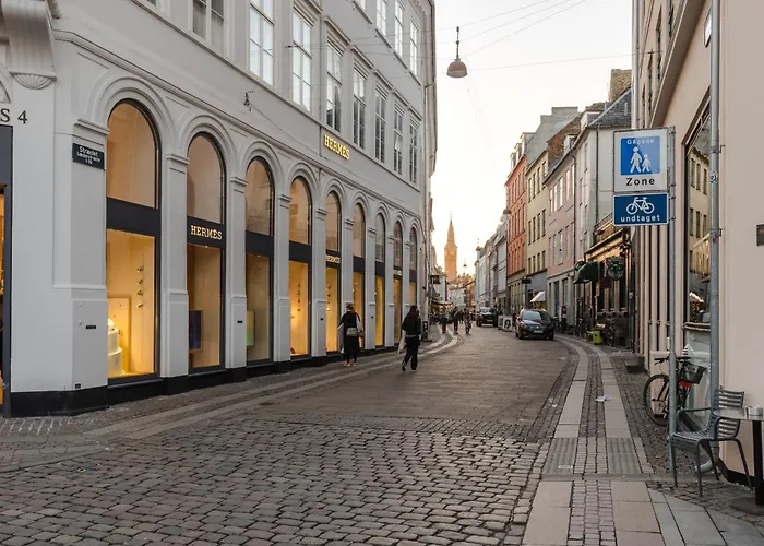 Perfect Apartments In Superb Location By Stroget, The Metro & Attractions