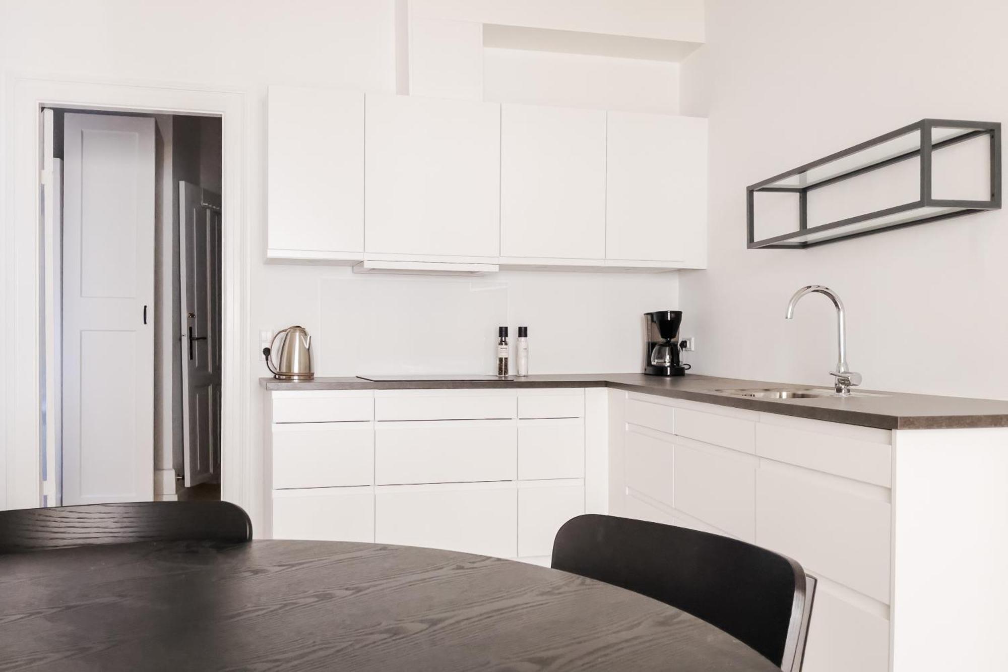 Perfect In Superb Location By Stroget, The Metro & Attractions *